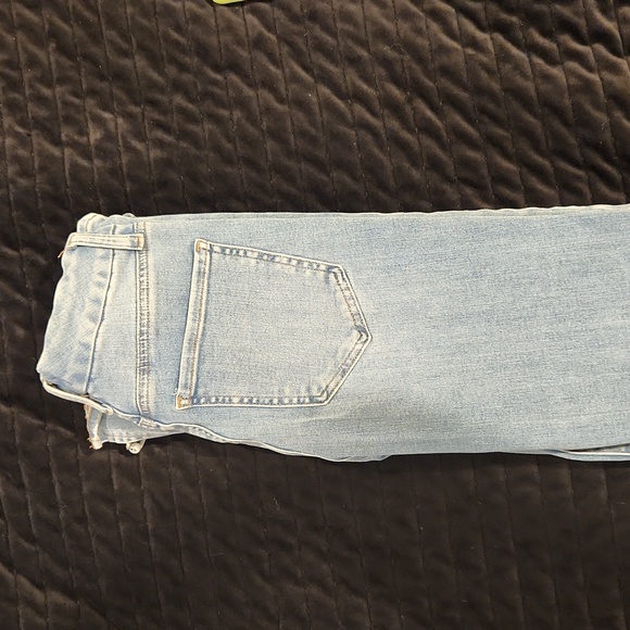 Express Skyscraper Mid Rise Jeans - Picture 3 of 5